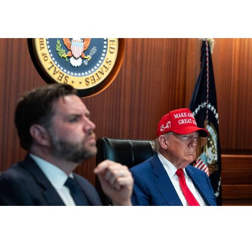 Доналд Тръмп и Джей Ди Ванс