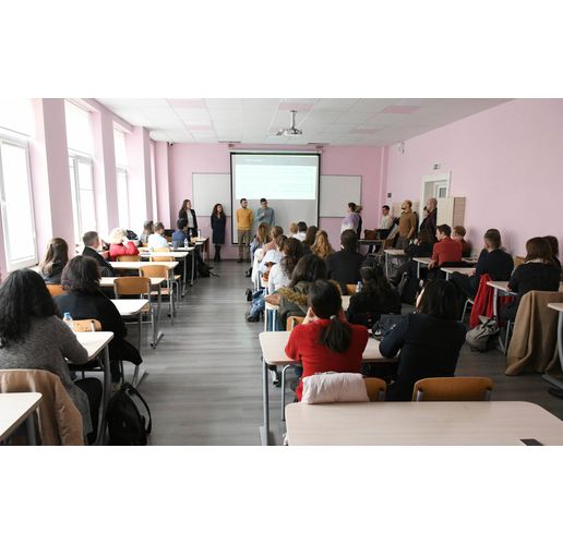 Експерти от ОИСР гости в часове в Софийската математическа гимназия