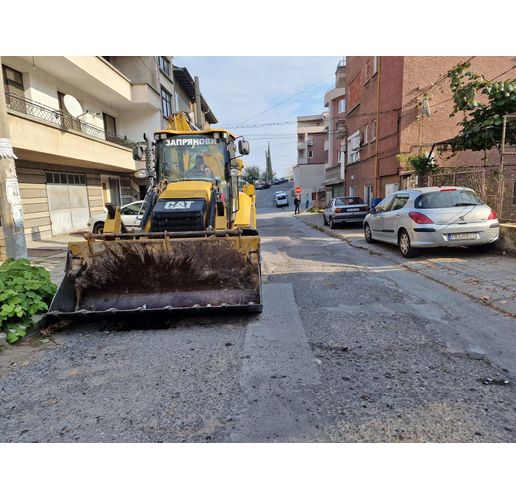 Започна ремонтът на ул. "Александър Батенберг" в Асеновград