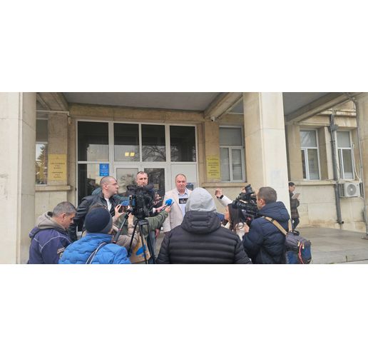 Информация по двата случая днес беше дадена на брифинг в участието на окръжния прокурор на Варна Красимир Конов и директора на ОД на МВР в града – старши комисар Красен Торимацов.