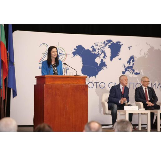 Вицепремиерът и министър на външните работи Мария Габриел бе патрон на Националната конференция "20 години България в НАТО: Защото сме по-силни заедно"