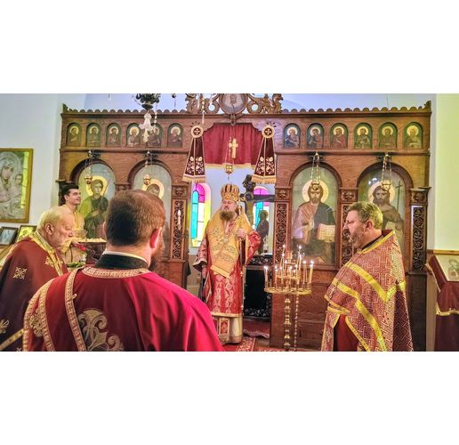 Врачанският митрополит Григорий възглави архиерейска света Литургия на Ивановден в Мездра