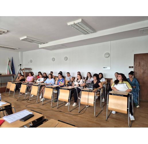  Публично обсъждане на проект на Общински годишен план за социалните услуги през 2026 г. се проведе в Община Мездра