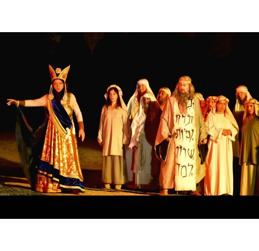 След дълго отсъствие на бургаска сцена, "Набуко" се завръща с гост-диригент, прекрасни солисти и мултимедийна среда