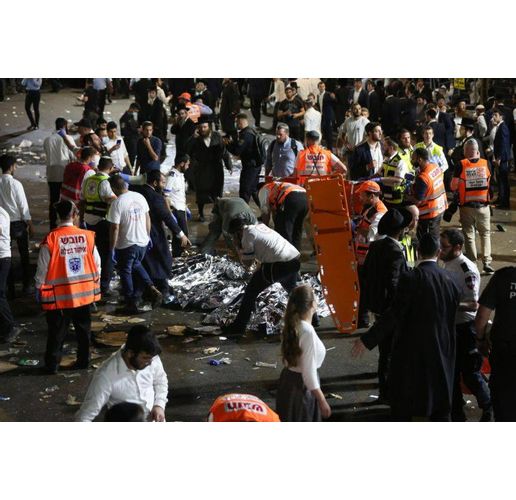 Над 40 загинали и десетки ранени на религиозен фестивал в Израел