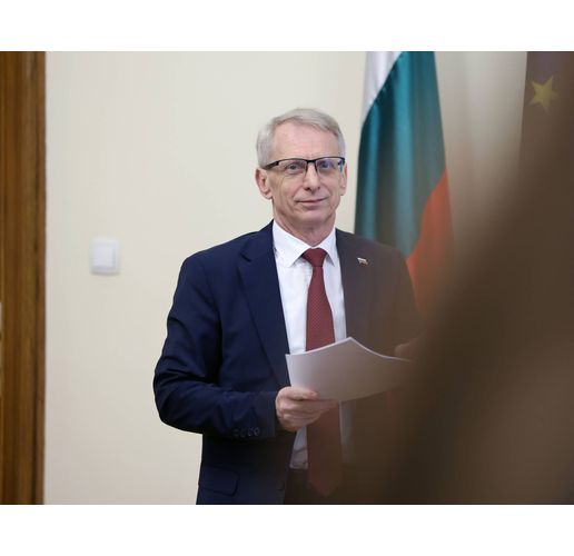 Николай Денков