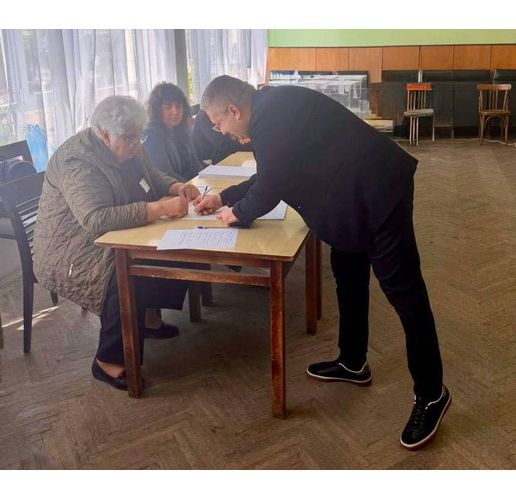 Николай Нанков гласува