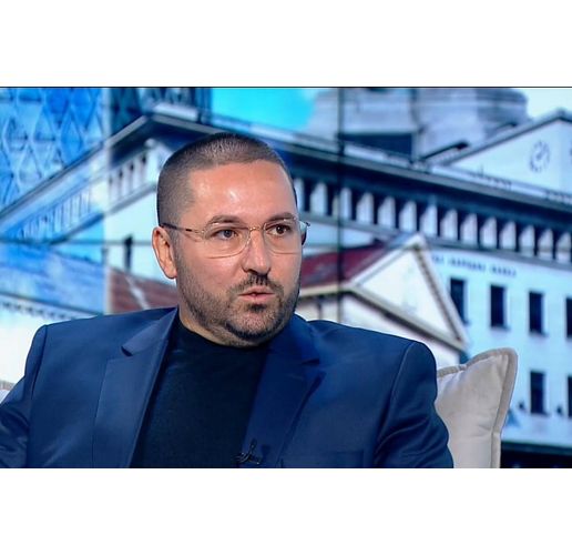 Николай Попов