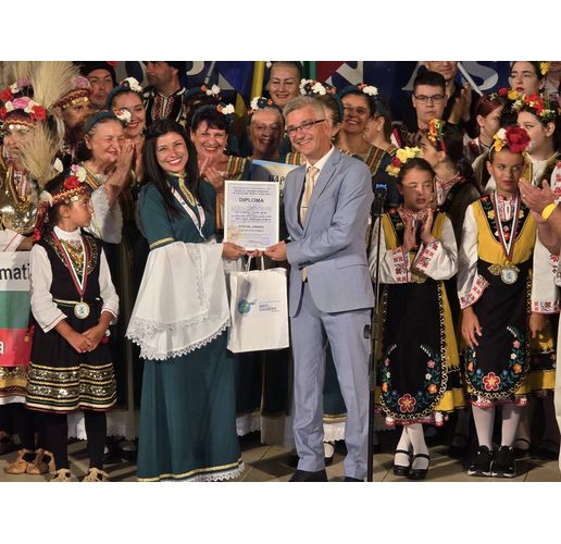 Поетесата Петя Василева – Румена представи новите си книги в Нова Загора