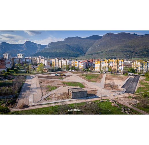 Новият парк в кв. "Сениче"