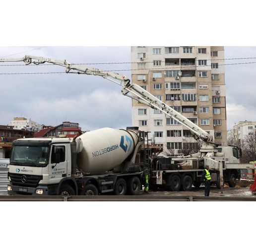 Ново строителство, наливане на бетон