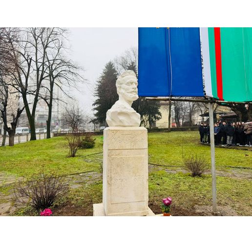 Паметникът на Христо Ботев