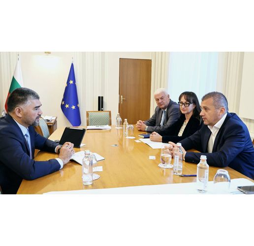 Срещата на министъра на транспорта и съобщенията Георги Пеев с генералния секретар на Постоянния секретариат на Междуправителствената комисия ТРАСЕКА Жасурбек Чориев