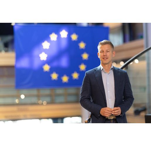 Петер Мадяр