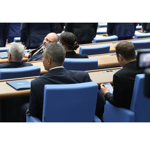 Пленарна зала на НС