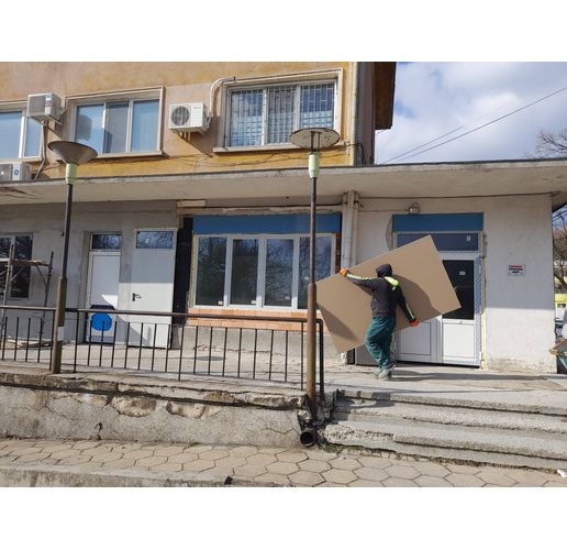 Подновиха ремонта на Центъра за спешна медицинска помощ в Твърдица