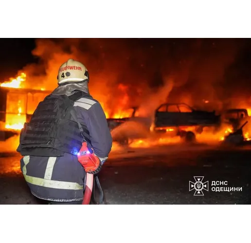 Пожари след руските терористични удари срещу Одеса