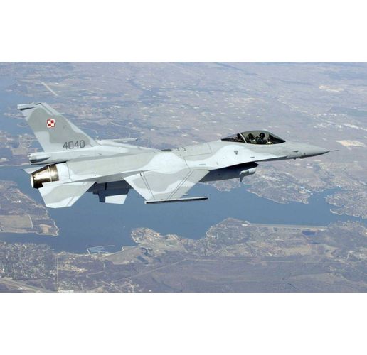 Полски F-16
