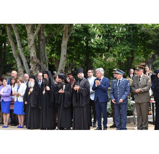 Празникът на Ловеч е наситен с тържествени изяви и концерти