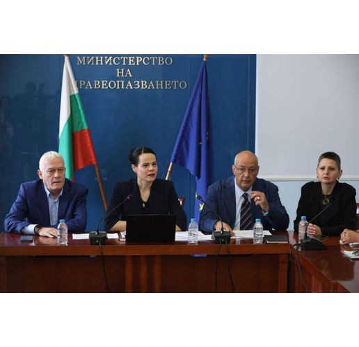 Пресконференция на министъра на здравеопазването Катя Ивкова