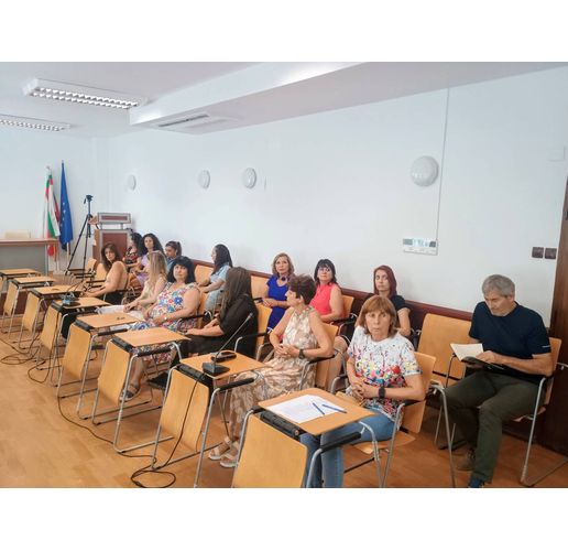 Начална пресконференция по Проект "Извършване на строителни дейности и доставка на оборудване и обзавеждане в Дом за стари хора гр. Мездра, област Враца"