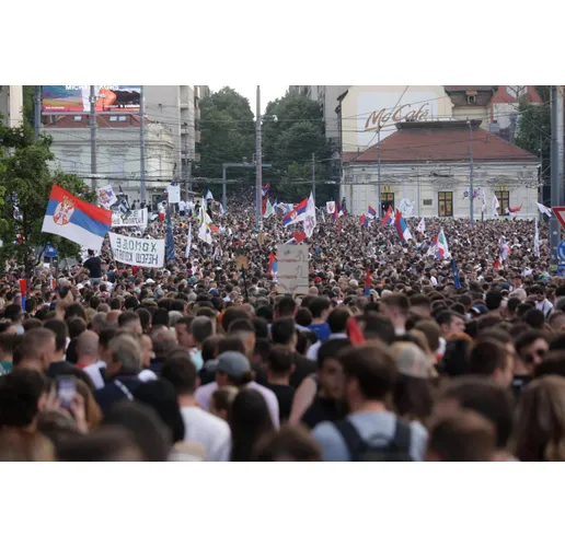 Протести в Белград