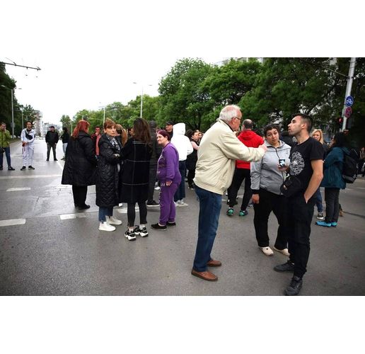 Протестиращи срещу войната по пътищата