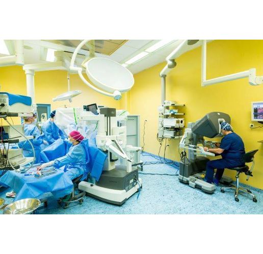 Първа операция с новата роботизирана система Да Винчи от последно поколение в УМБАЛ Света Марина - Плевен