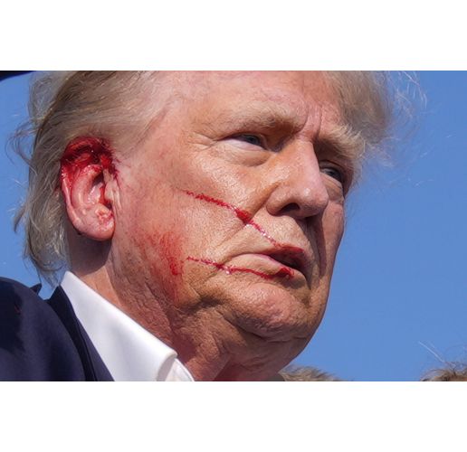 Раненият в ухото Тръмп