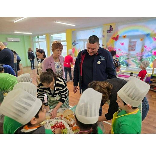 Кметът Росен Добрев- кулинарен експерт в "МАСТЪР ШЕФ С МАМА "