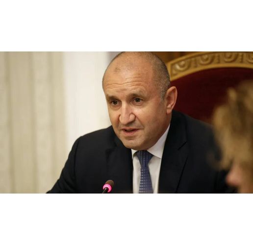 Румен Радев