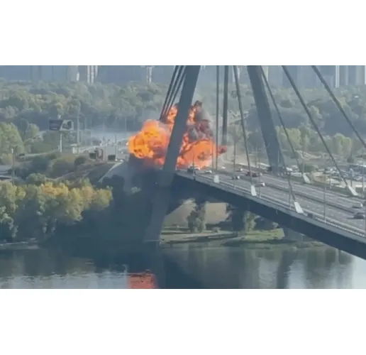 Руски удар по мост в Киев