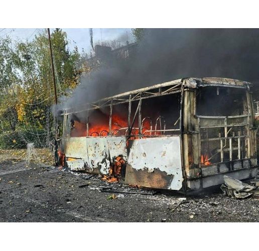 Руските терористи удариха Краматорск с авиобомба