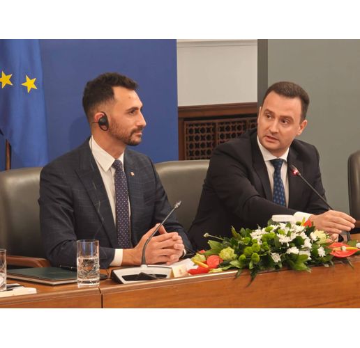 Министрите Станков и Лече подчертаха значението на сътрудничеството между България и Канада, което създава верига на добавена стойност за икономиките на двете държави