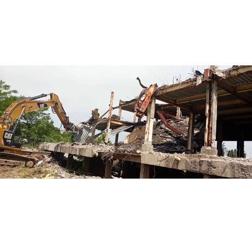 Продължават дейностите по събаряне на сградите на терена на Националната детска болница
