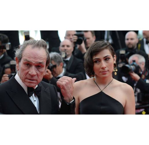 Томи лий Джоунс и Виктория Джоунс