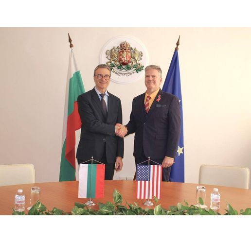 Служебният министър на енергетиката Трайчо Трайков проведе среща с временно изпълняващия длъжността посланик на САЩ в България Х. Мартин Макдауъл