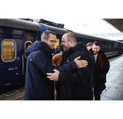 Умеров и съветници по националната сигурност