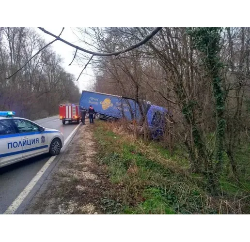 Шофьор загина в тежка катастрофа на главния път Варна - Бургас