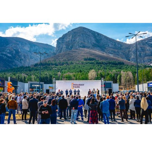 HOLIDAY PARK Враца отвори врати