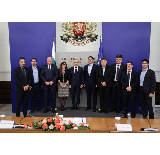 С над 1 млн. лева INSAIT стартира стипендиантската програма EXPLORER за талантливи български кандидат-студенти