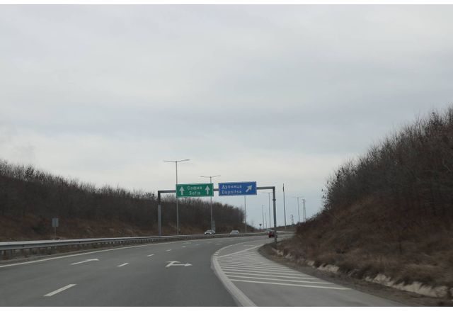 Автомагистрала Струма остава затворена в началото на празничните дни в
