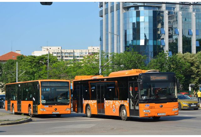 Автобуси на градския транспорт в София