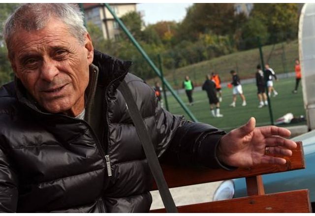 Александър Шаламанов