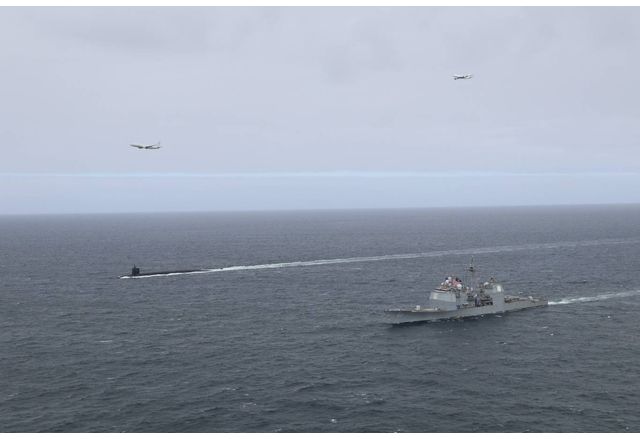На 23 юни в Норвежко море се появи ракетният крайцер