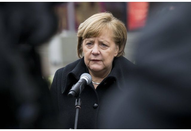 Ангела Меркел защитава пламенно своите 16 години начело на Германия