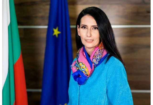 Министърът на регионалното развитие и благоустройството Ангелина Бонева подаде оставка