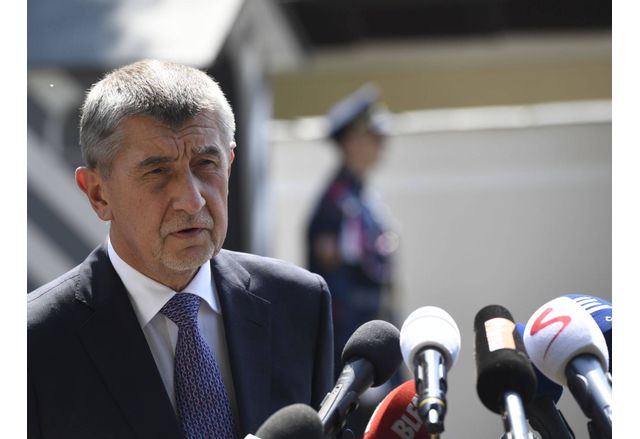 Чешкото правителство няма да използва повече бюджета си за финансиране