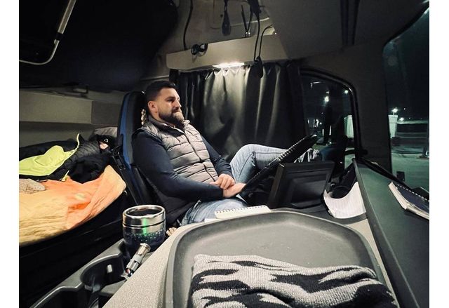 Андрей Новаков в камион