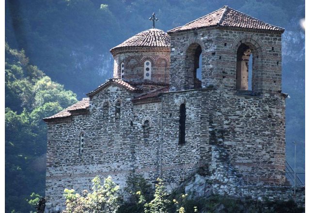 Около 70 000 души са посетили през 2024 г Асеновата крепост